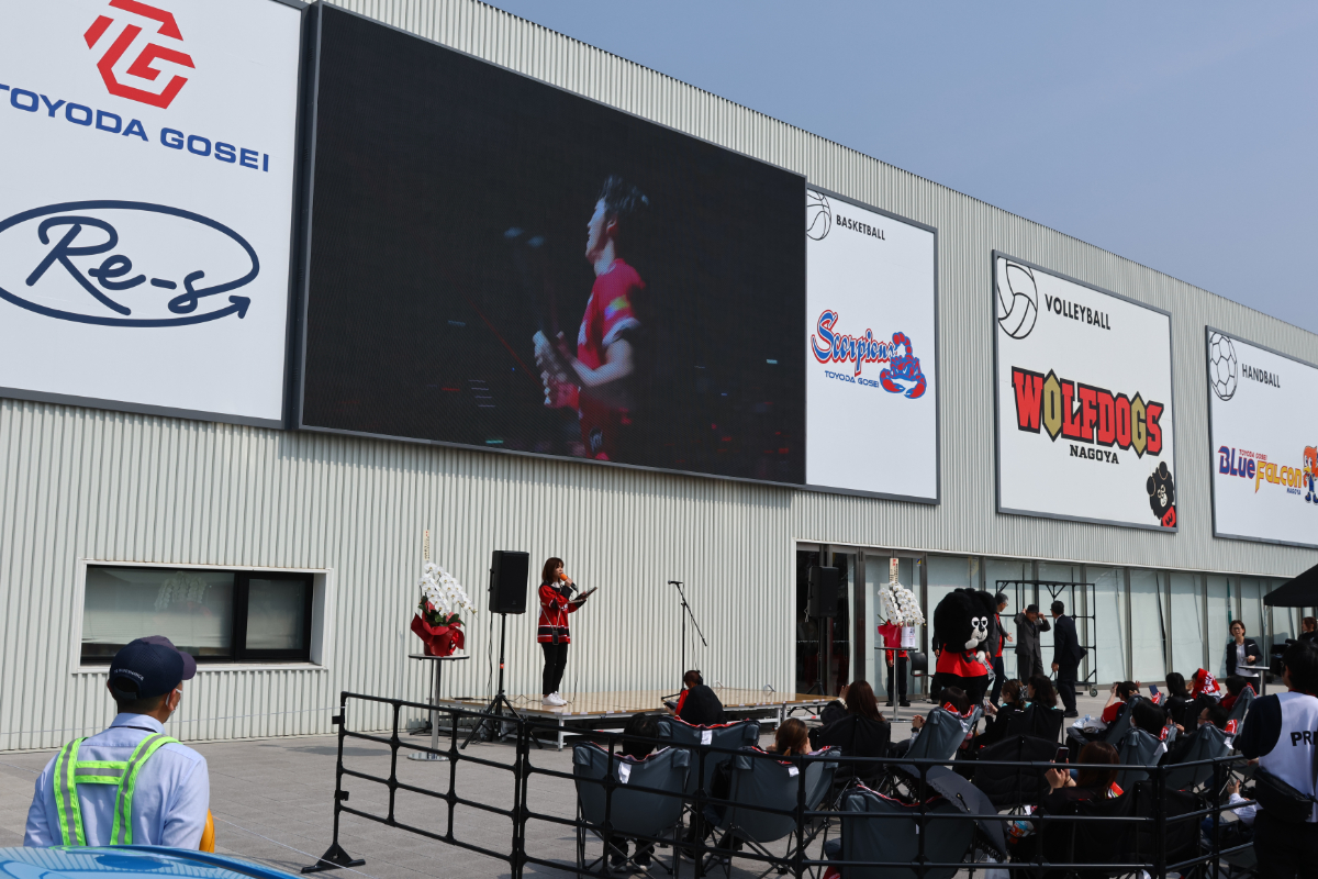 巨大LEDビジョンでパブリックビューイングを開催！画像